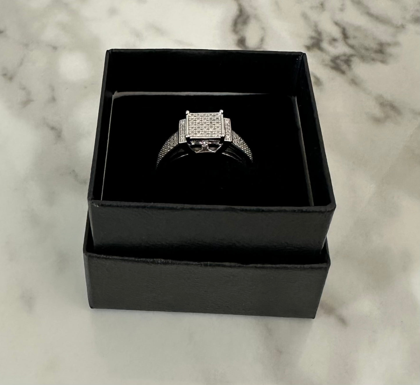 Diamond Women’s Ring