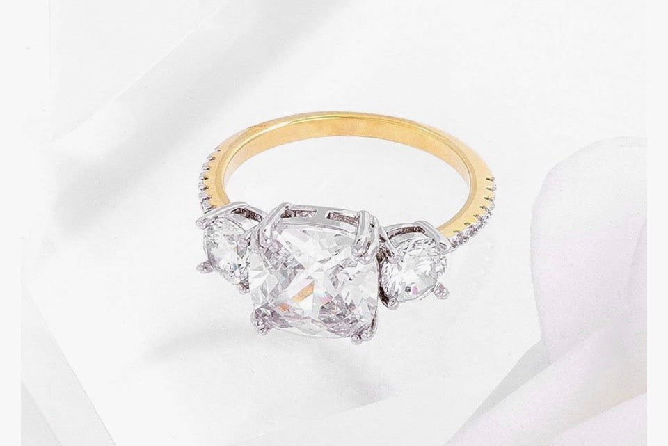 18K Two-Toned Gold Modern Elegance Cubic Zirconia Ring