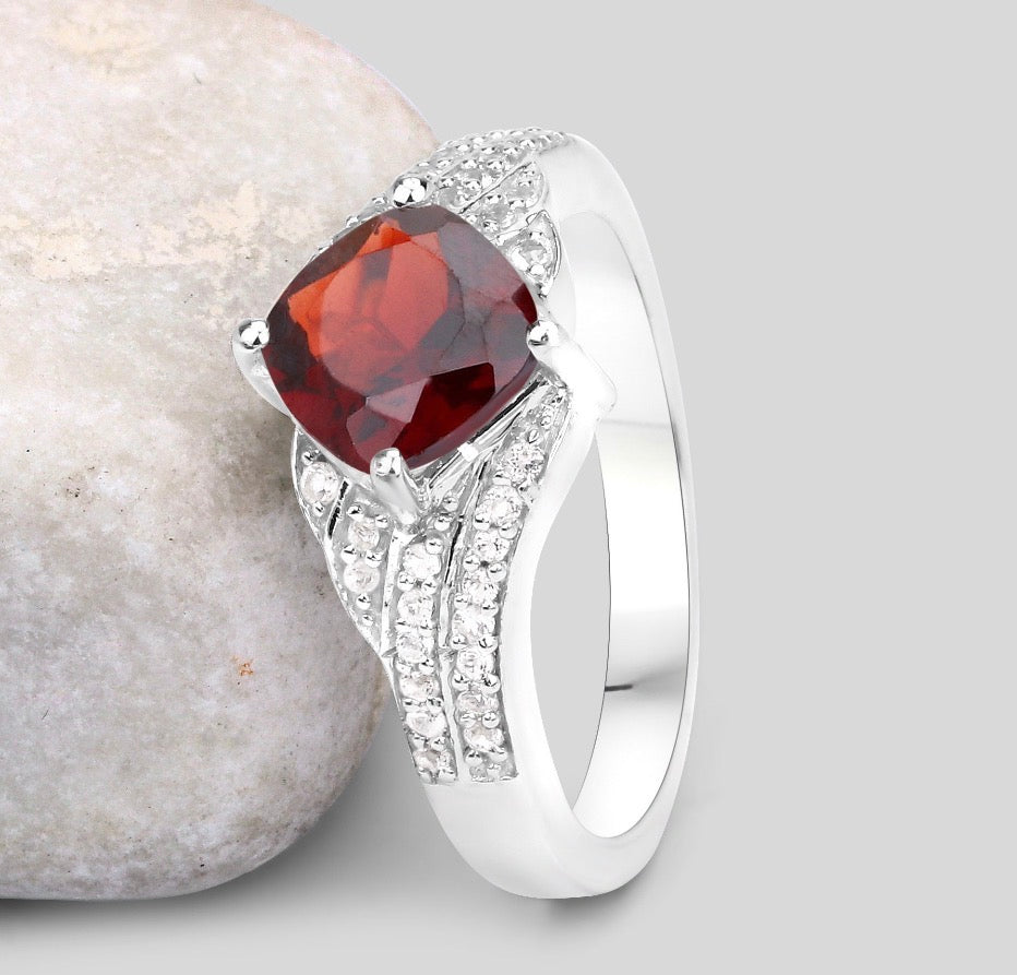 Ladies Sterling Silver Garnet and Topaz Ring