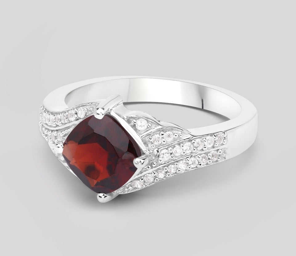 Ladies Sterling Silver Garnet and Topaz Ring